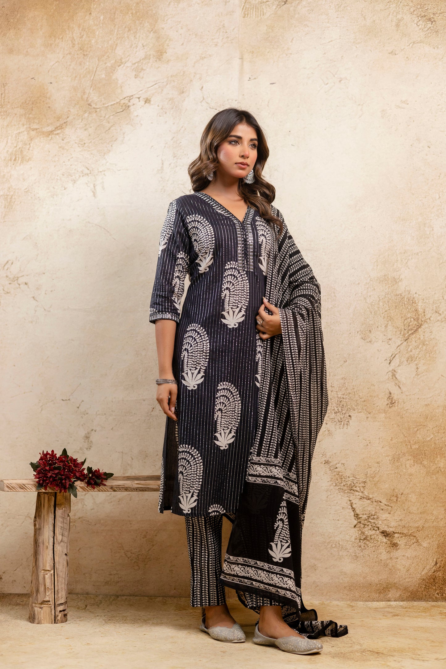 Navy blue printed kurta set