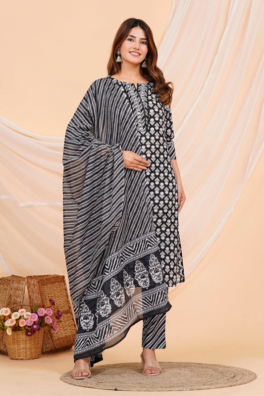 Grey Off White Pattern Kurta Set